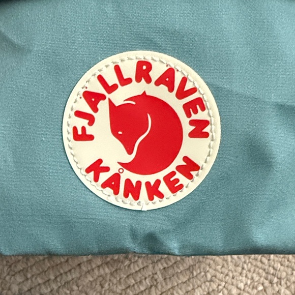 NWOT - Fjällräven Kånken Sky Blue Hip Bag - Picture 2 of 7